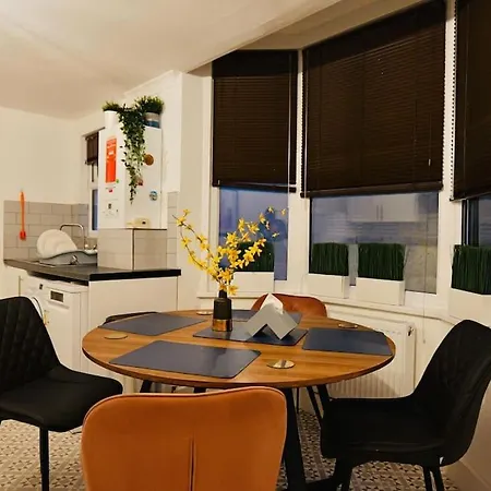 Two Bedroom Flat Near Transport & Shops Londres Extérieur photo